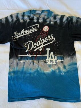 Official Merch Los Angeles Dodgers Men’s Size M Royal Blue Tie-Dye Shirt